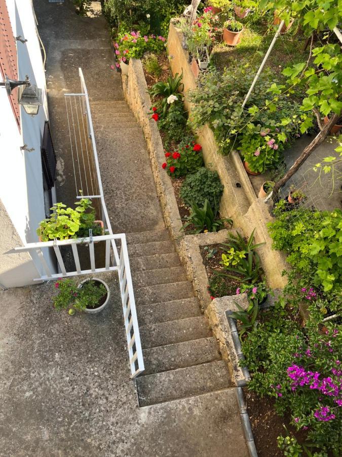 Apartments Despotovic Vis Kültér fotó