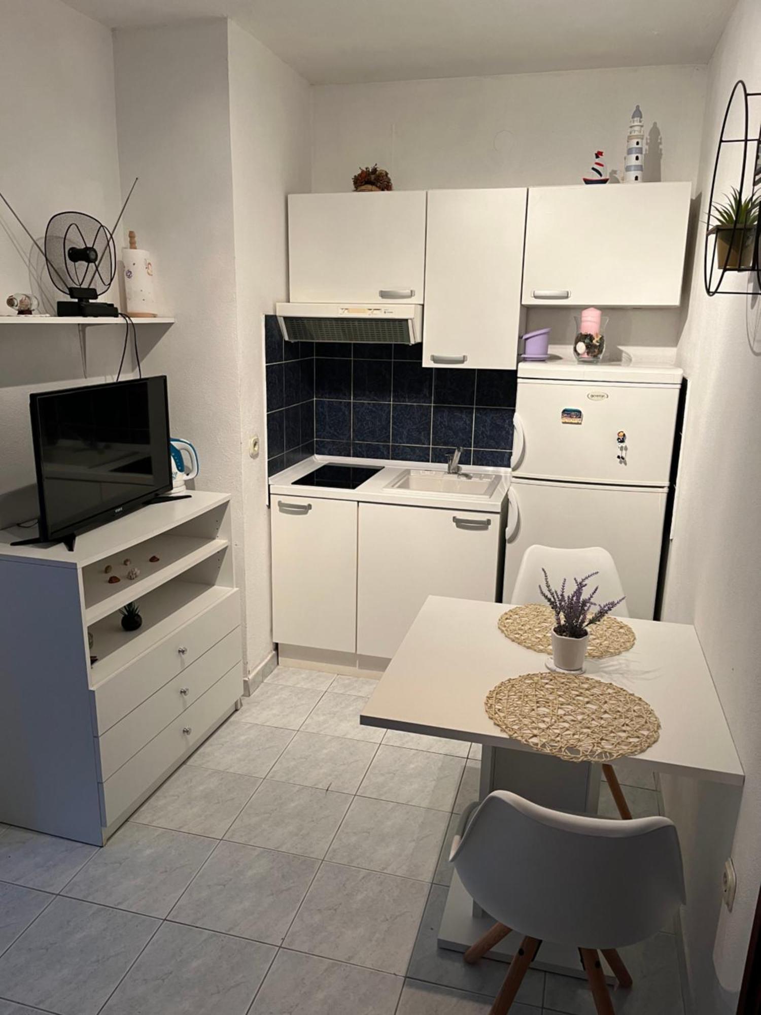 Apartments Despotovic Vis Kültér fotó
